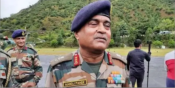 马诺杰·潘德就任印度第29任陆军参谋长