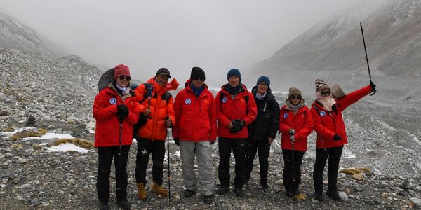 新华全媒+丨把论文写在珠峰 用身体挑战极限——科考人员亲测极高海拔对人体影响