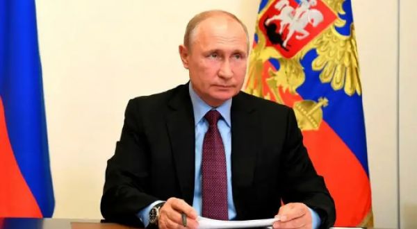 最新动态：普京签署报复性经济措施法令 泽连斯基说乌中立地位须经全民公投