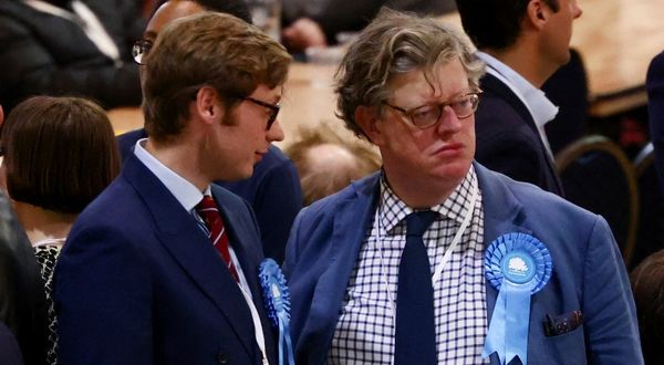 “聚会门”笼罩 英国保守党地方选举蒙损失