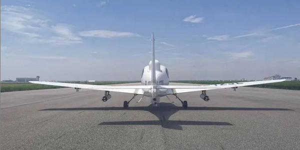 新型人工影响天气遥感探测无人机系统首飞成功