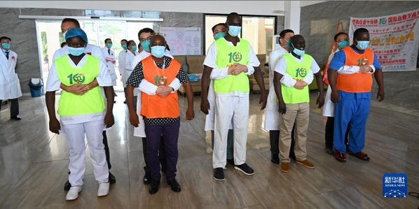 中国医疗队在几内亚开展急救培训活动