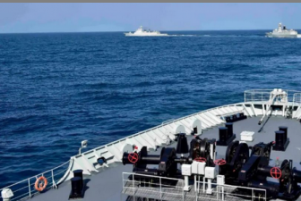 海军第42批护航编队开始执行护航任务