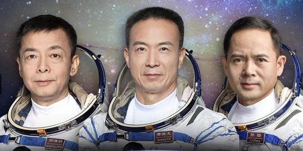 航天员费俊龙、邓清明、张陆将乘神十五飞天！明日午夜，太空中将有六位中国人