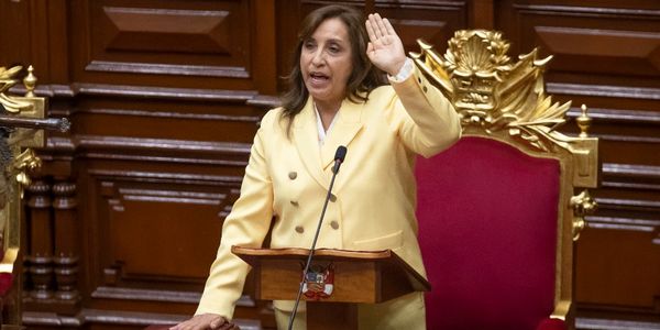 秘鲁抗议持续 总统提议提前大选遭国会拒绝