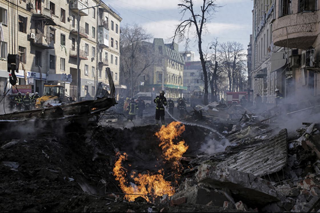 只因普京赢得选举，乌克兰不幸成弃子？导弹来袭前，美国已经投降